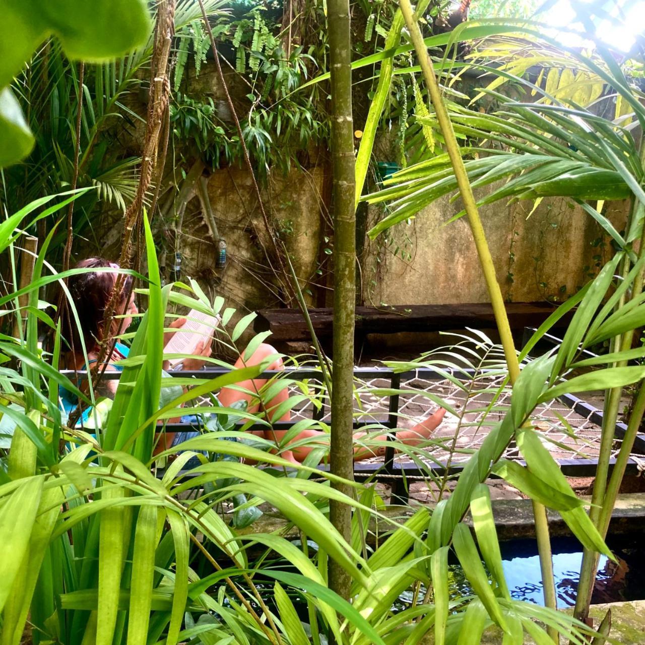 Cycling Hostel Sri Lanka Unawatuna Buitenkant foto