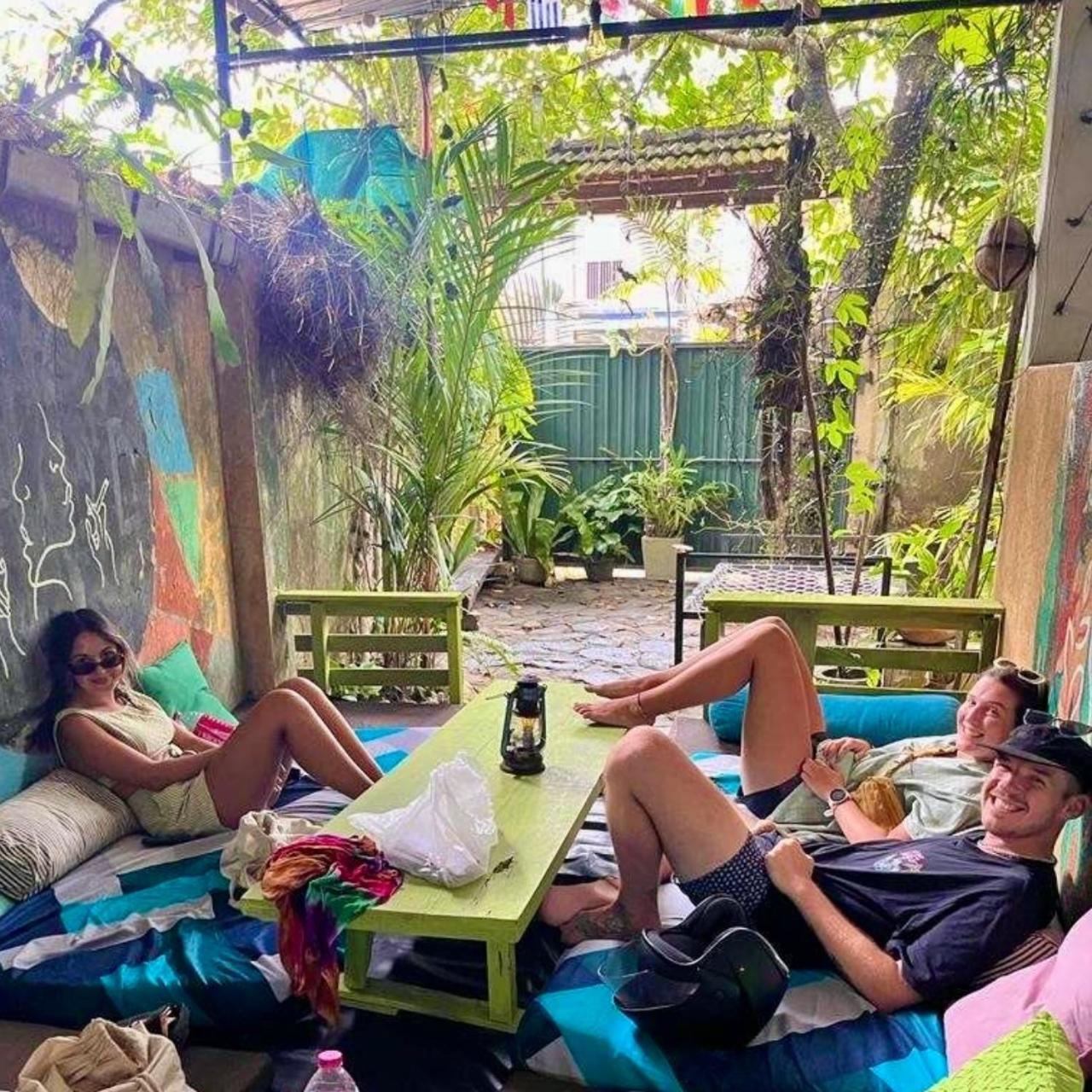 Cycling Hostel Sri Lanka Unawatuna Buitenkant foto