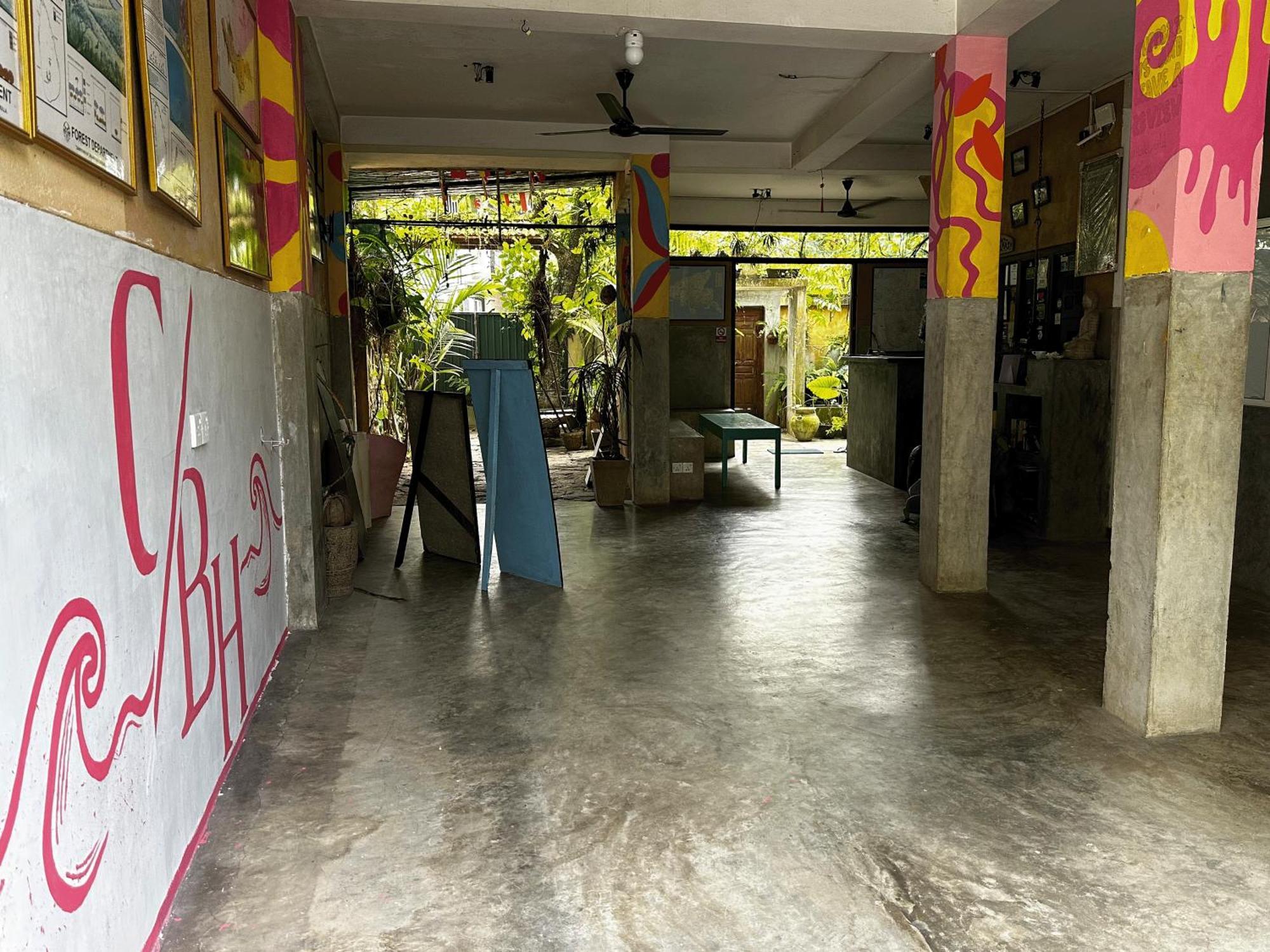 Cycling Hostel Sri Lanka Unawatuna Buitenkant foto